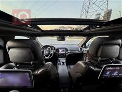 جیپ گراند شیرۆکی